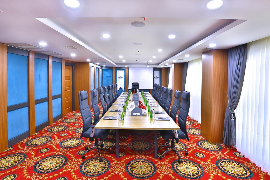 Elazig Marathon Hotel ภายนอก รูปภาพ