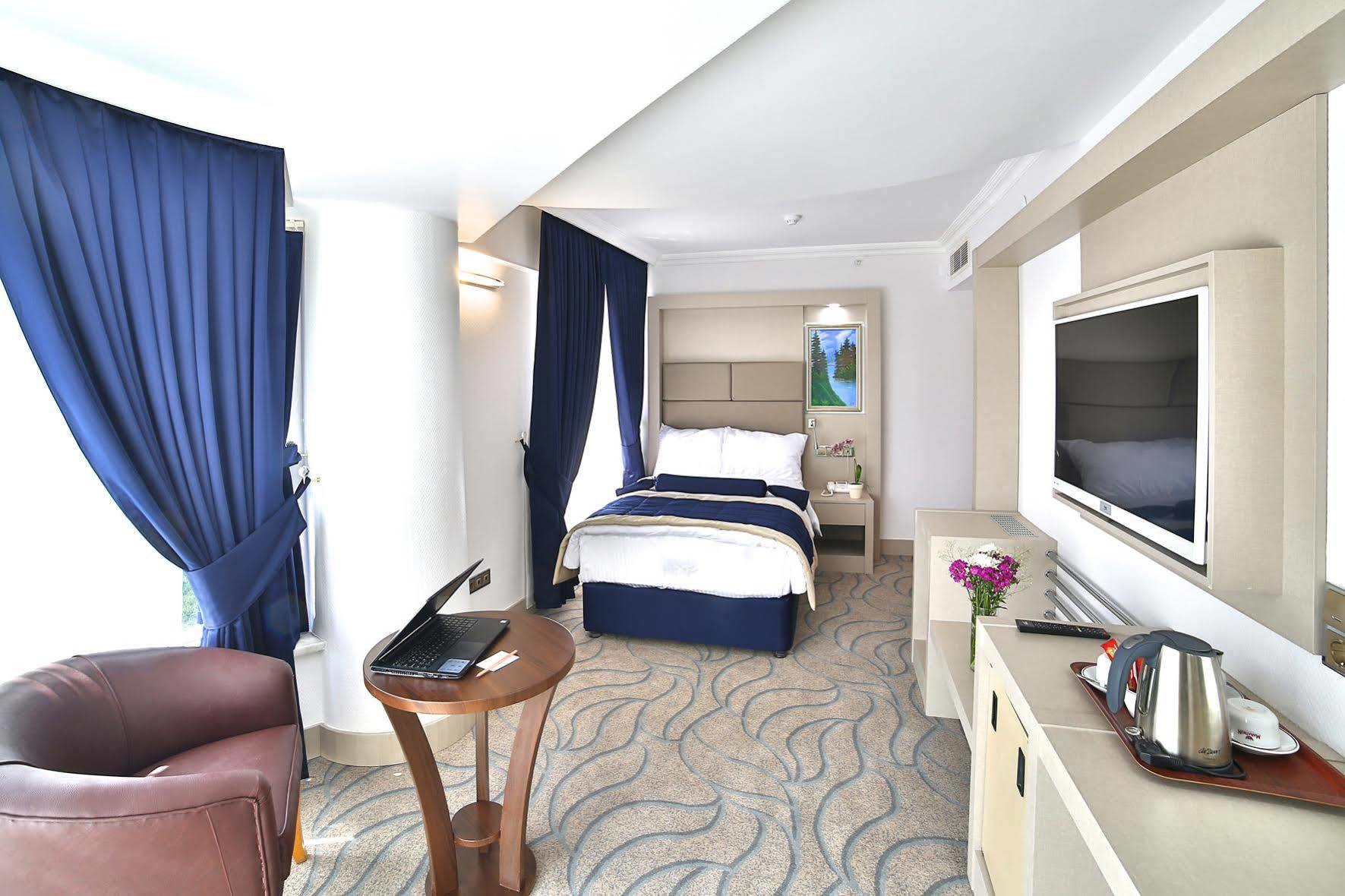 Elazig Marathon Hotel ภายนอก รูปภาพ