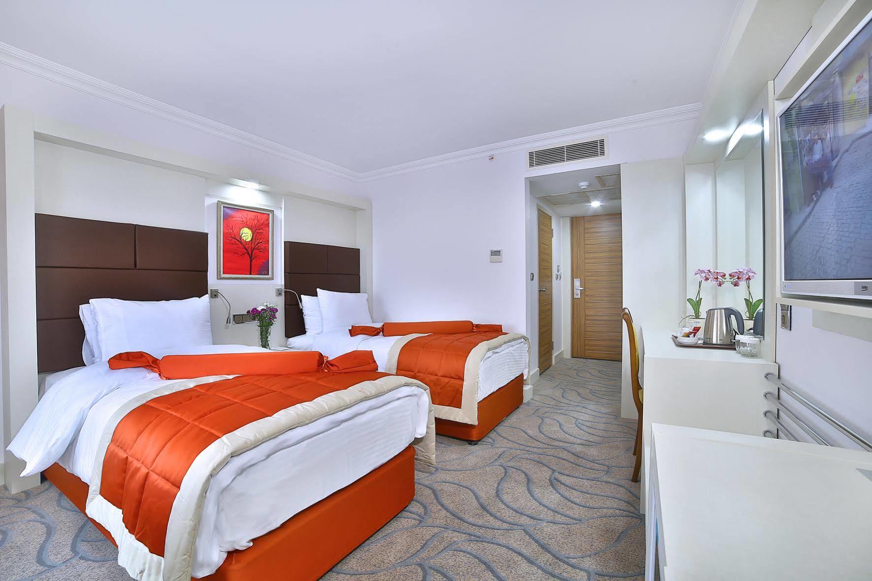 Elazig Marathon Hotel ภายนอก รูปภาพ