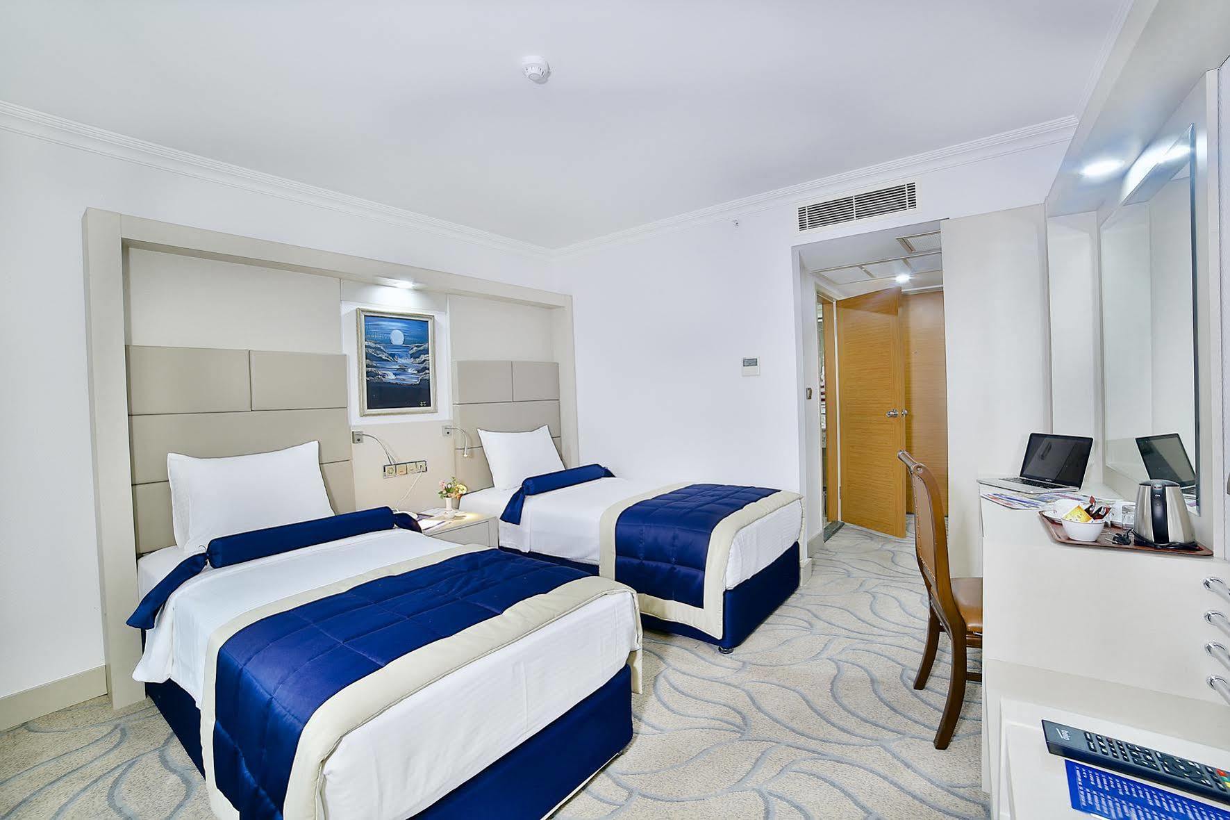 Elazig Marathon Hotel ภายนอก รูปภาพ