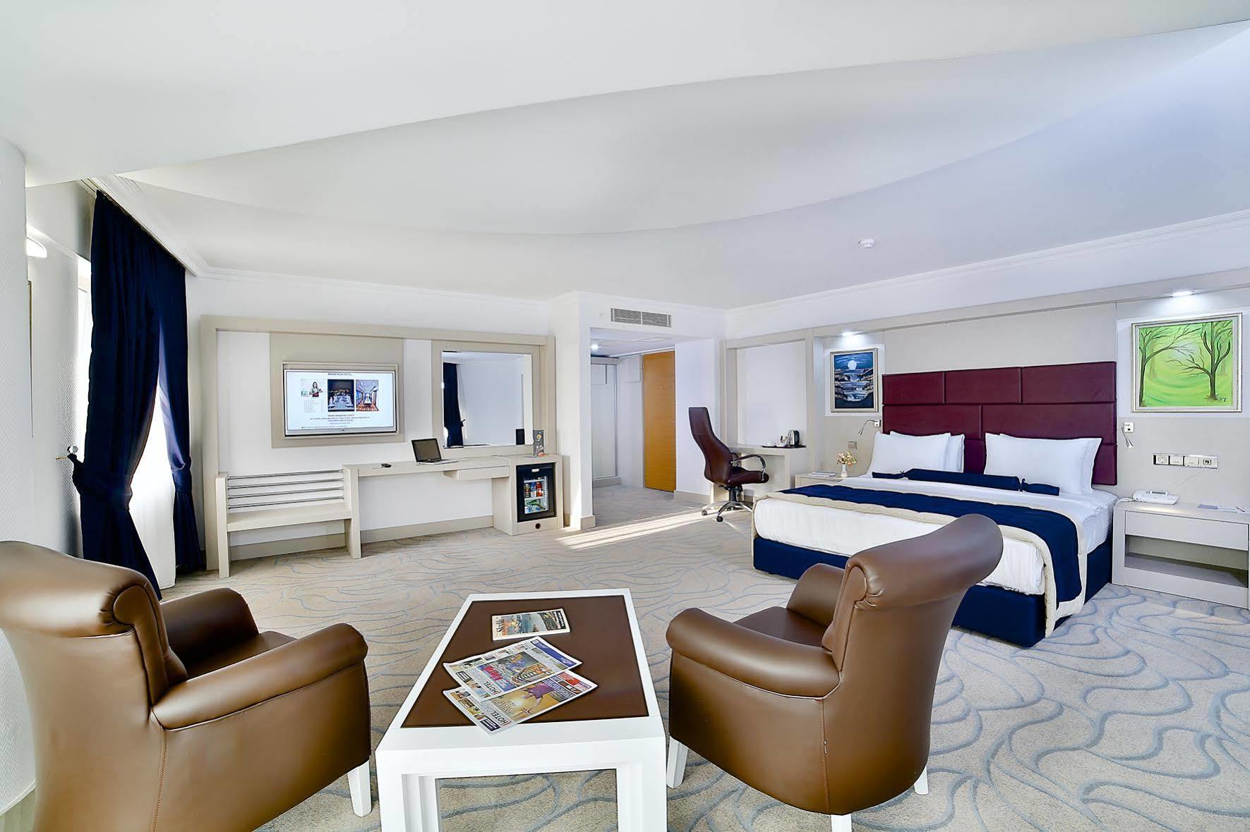 Elazig Marathon Hotel ภายนอก รูปภาพ